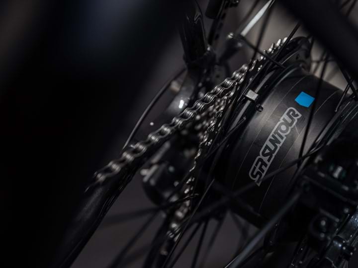 Devinci E-Milano HD Altus LG Graphite Blue